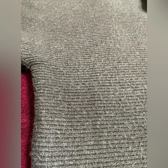 LILLUSORY Olive Green Oversized Pullover Sweater Turtleneck Tunic Dolman Size M - Picture 11 of 11